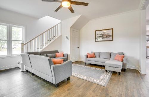 Holt House | Walk to Winery: Family-Friendly Holt Getaway