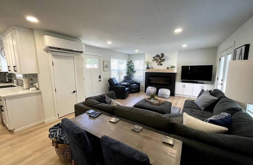 Wapato Point House | Walkable Lake Gem - Hot Tub + Fire Pit - Close to Beach