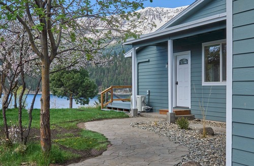 Joseph House | Wallowa Lake Wahluna Terrace Retreat