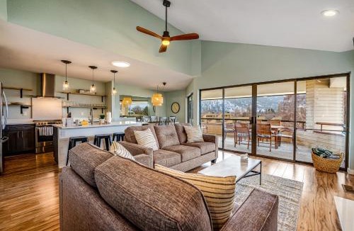 Wapato Point House | Wapato Point Halmalka 503A