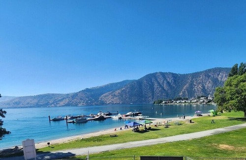 Wapato Point Condo | Wapato Point Halmalka Condo 510B 3 Bed 2 Bath Sleeps 8, Lake Views, Next to Pool