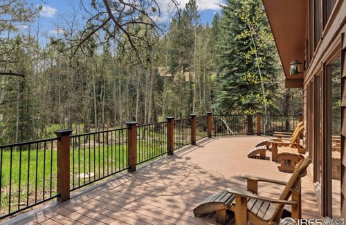 Drake Cabin | WATER FRONT Updated Cabin Close to Estes Park New Hot Tub 3 Private Acres