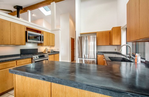 Eastsound House | Water view retreat with private hot tub, deck, grill & free WiFi