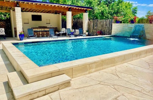 Concan House | Waterfall, Pool, Cabana, Party Pavilion, Kayaks, King Beds, Tropical Oasis!