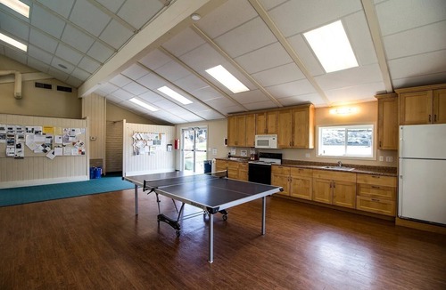 Orondo House | Waterfront Community w/Beach, Boating, Park, Pool, & Pickleball.