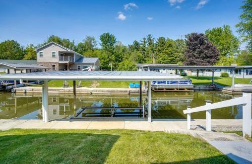Lakeview House | Waterfront Lakeview Cottage w/Dock & Lift!