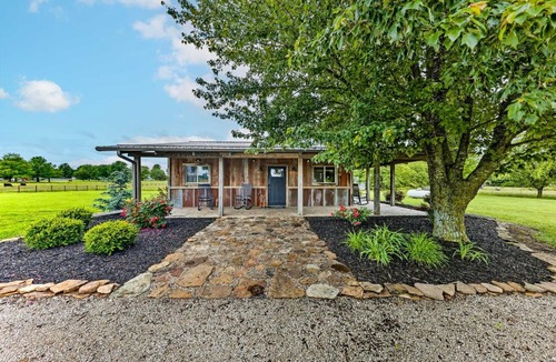 Nevada House | Waterfront Missouri Escape w/Private Pond & Dock!