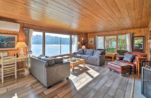 Olympia House | Waterfront Famous Sporting Event Home with Private Beach and Kayaks!