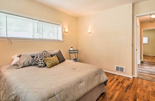 Oroville Cottage | Waterfront Osoyoos Lake Cottage w/Beach & Patio!