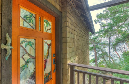 Olga House | Waterfront *Spectacular Million Dollar Views* Seacliff Cottage