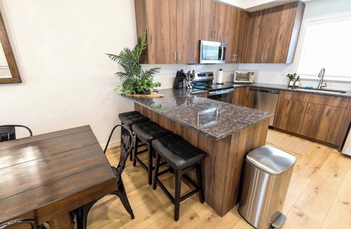 Boise House | Welcome to Boise Grove — a thoughtfully designed, modern retreat in one of Boise’s most exciting and fast-growing neighborhoods. Located in Garden City, just steps from greenbelt, E bikes for rent