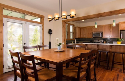 Chelan House | Welcome to Chinook at The Lookout at Lake Chelan