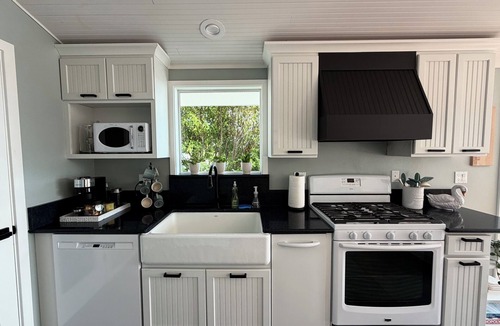 Freeland House | Welcome to the Sunset Sanctuary! Gorgeous views of Puget Sound & beach access!