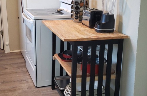 Lewellen House | Welcome to your home away from home in Lewellen, NE