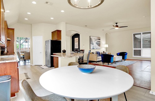 Frisco House | Westside Contemporary 3Bd/2B near Toyota Stadium/The Star/PGA