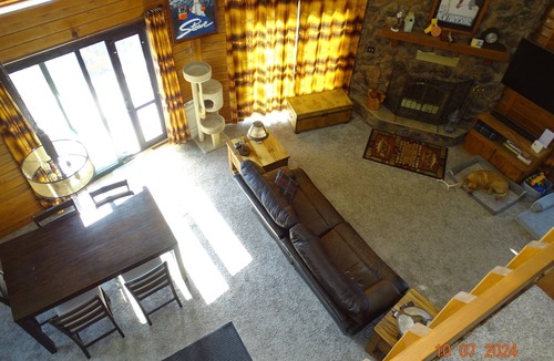 Colorado Springs House | White Pine MTN Retreatnn