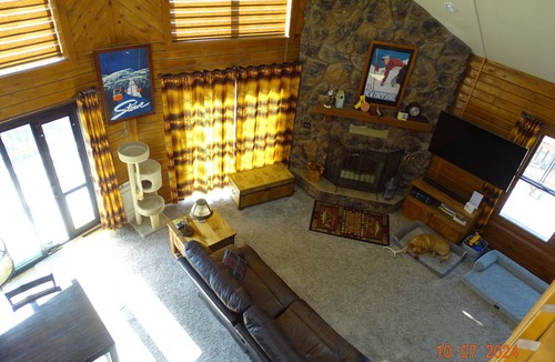 Colorado Springs House | White Pine MTN Retreatnn