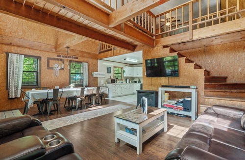 Pencil Bluff House | Windchimes Cabin — Where the Forest Meets the River