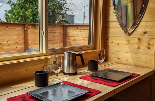 Milton-Freewater Cottage | Wine Country Tiny House Located at a Farmhouse Brewery