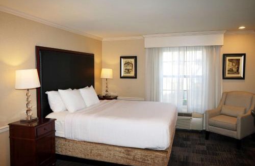 Meridian Hotel | Wingate by Wyndham Bellingham Heritage Inn