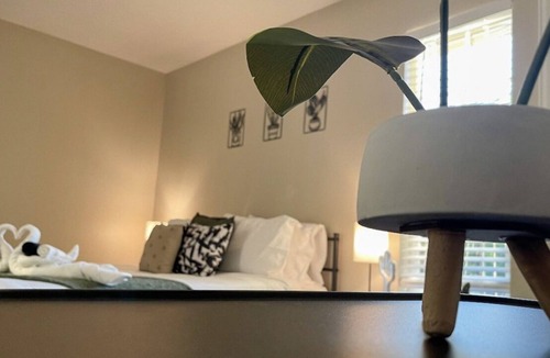 Arlington Apartment | WLK to AT&TStadium|FREE Parking|Bright&Cozy|2BR2BA