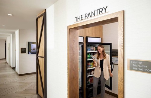 Legacy Park Apartment | Wonderful King Studio | Enjoy Free Breakfast, Free Wi-Fi, and an Outdoor Pool