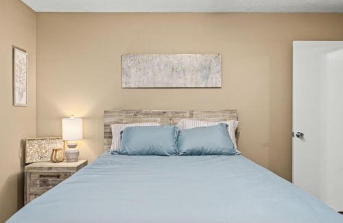 Sunnyland House | WOOD INN 2 Comfy 2BD close to DT Peoria