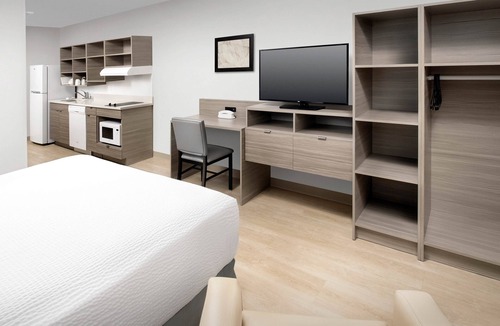 Meridian Hotel | WoodSpring Suites Meridian