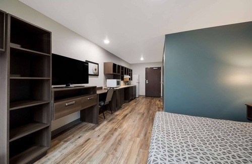 Wetmore Hotel | WoodSpring Suites San Antonio UTSA - Medical Center