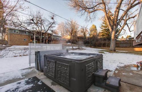 Lamar Heights Area Apartment | Work & Play Near Old Town Arvada: Pets Welcome!
