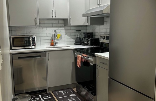 Northwest Calgary Apartment | Work, Rest & Exercise | Calgary suite | Near Airport & Banff Route