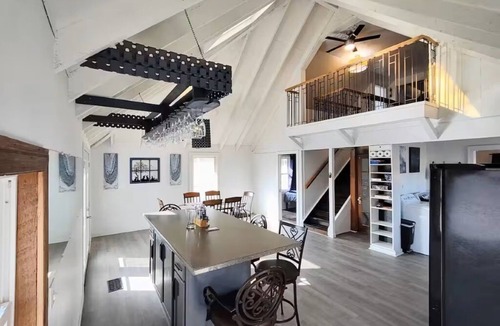 Shawnee House | World Cup ready home in Shawnee, KS