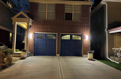 Midtown - Westport House | World Cup Spacious 4bdrm Sleeps 12 home in heart of KC. Minutes from attractions