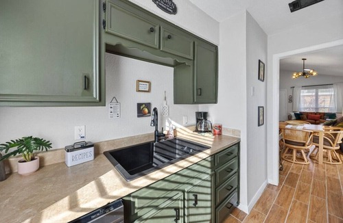 West Arlington House | World Cup Stay 15 Min to Stadium Private Yard