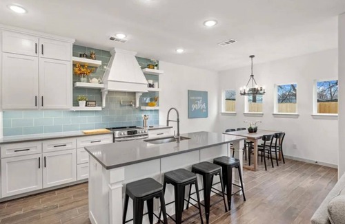 Central Arlington House | World Cup Stay in Arlington – Walk to AT&T Stadium