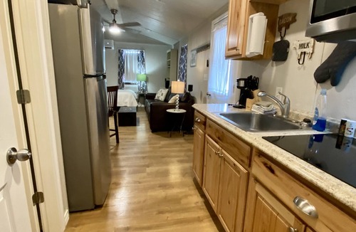 Garden City Apartment | You’ll LOVE Our Fully Furnished L’il Farmhouse Cabin Rental in Garden City, TX