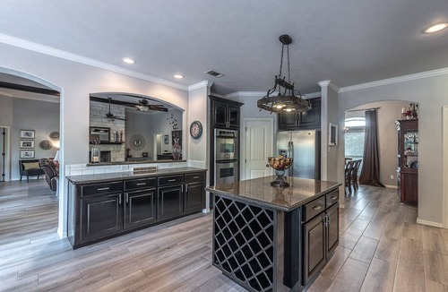 Wellborn House | Your Aggieland getaway