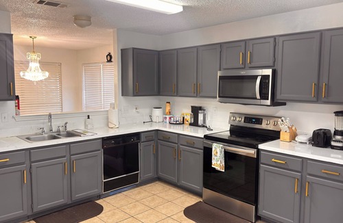 Southeast Arlington House | Your Arlington Hotspot: Games, Flights & Family Fun