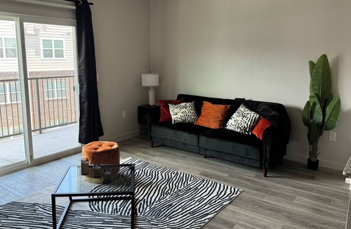 George Bush Park/Eldridge Apartment | Your Cozy & Captivating Condo!