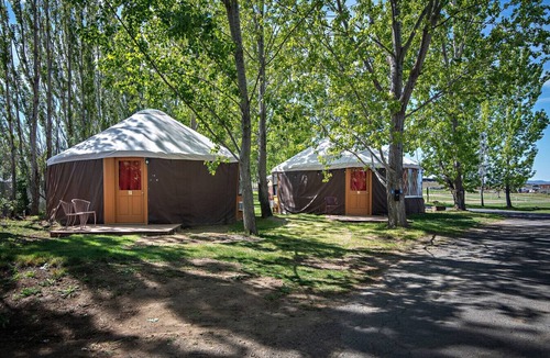 Quincy RV Rental | Yurt #1 - Glamp by the Gorge & Cave B