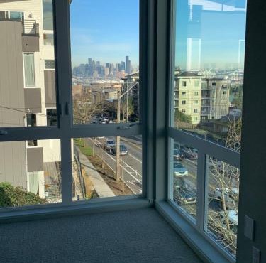 1 bedroom in Seattle near Alki with views