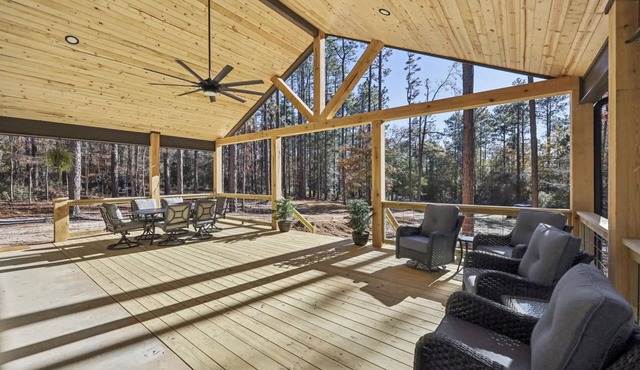 2 Bed/2 Bath Cabin in the Pines in Rayburn Resort @ Lake Sam Rayburn