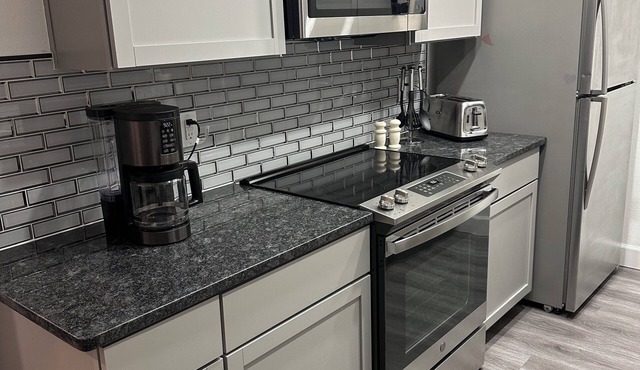 2-bedroom condo in awesome Amarillo with AC, WiFi