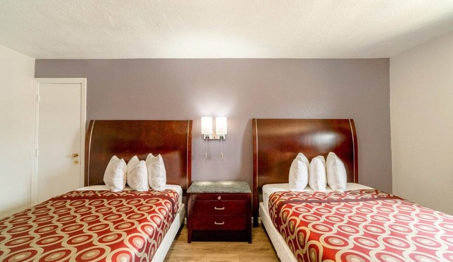 2 Full Beds|Non-Smoking