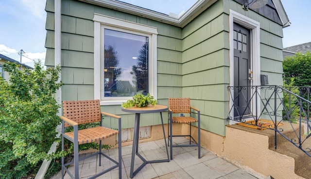 2 Mi to Dtwn: Family Home in Cheyenne!