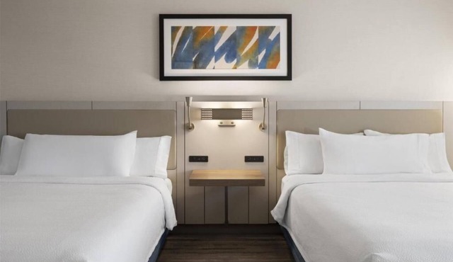2 Queen Units | Onsite Pool | Minutes to Airport + Breakfast Included