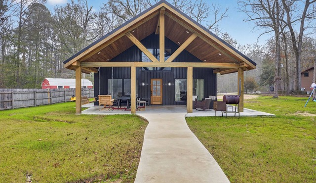 3-bedroom riverfront house on Angelina River