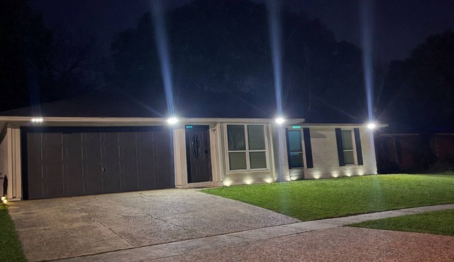 4 bedroom+3.5 baths Near LSU & I-12