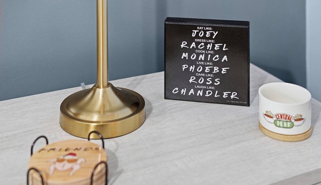 4 Themed Rooms, Private Garage & Space for the All — Lincoln’s Most Fun Stay
