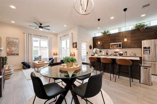 5 mins to Downtown - Houston Rodeo - Sleeps 7
